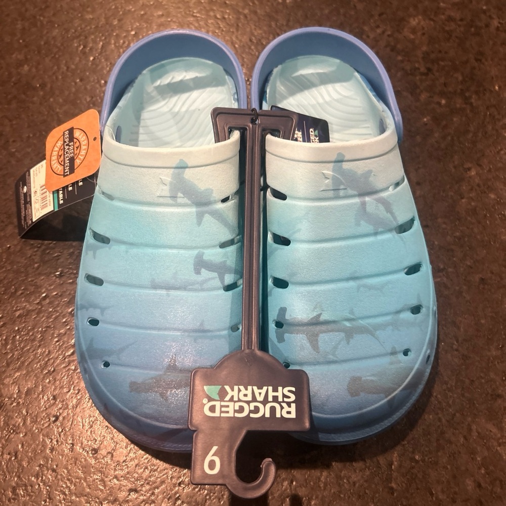 NEW Men's Size 9 Rugged Shark Discovery Shark Week Clog Sandal Casual Footwear